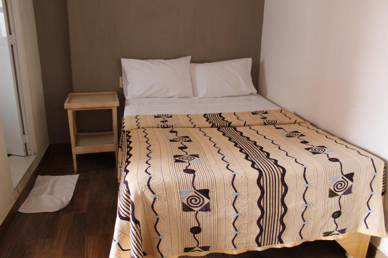 Hotel El Rinconcito Yuriria Gto Экстерьер фото